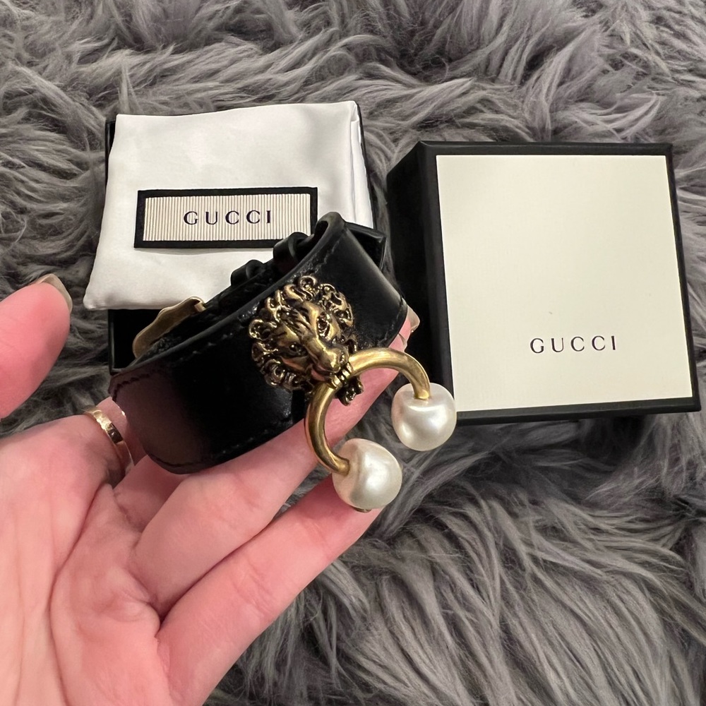 Brand new Authentic Gucci leather bracelet